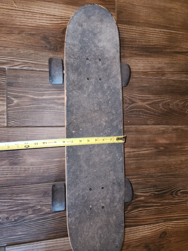 Mini Logo Skateboard w/Independent Trucks? Complete