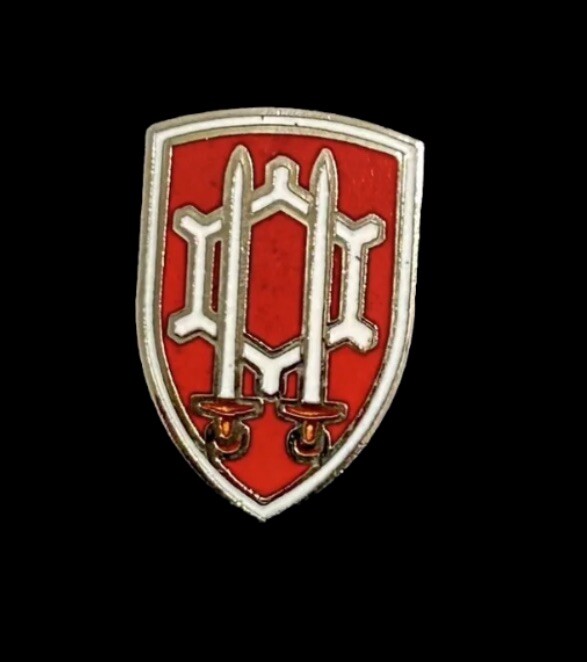 US ARMY ENGINEERING COMMAND Vietnam 7/8” Pin NEW