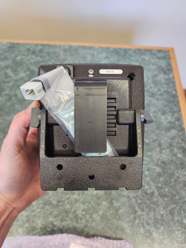 Motorola HSN1000A/B Speaker/ Amplifier - NEW