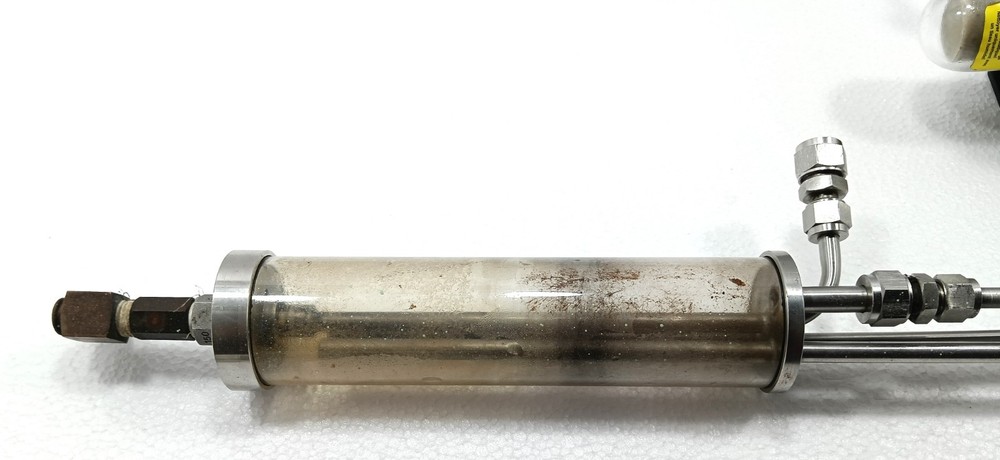 TELEDYNE ANALYTICAL MODEL 3290 PERCENT OXYGEN ANALYZER C64643A WITH SENSOR UNIT