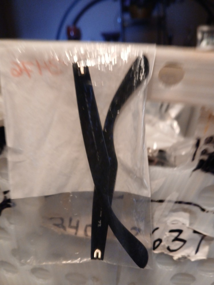 3476 - RAY BAN 2132 BLACK BOTH TEMPLES  AUTHENTIC