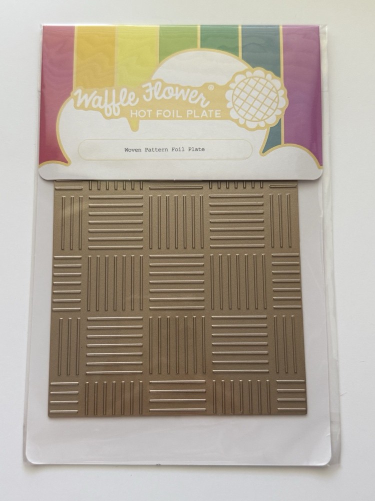 Waffle Flower Crafts Woven Pattern Foil Plate