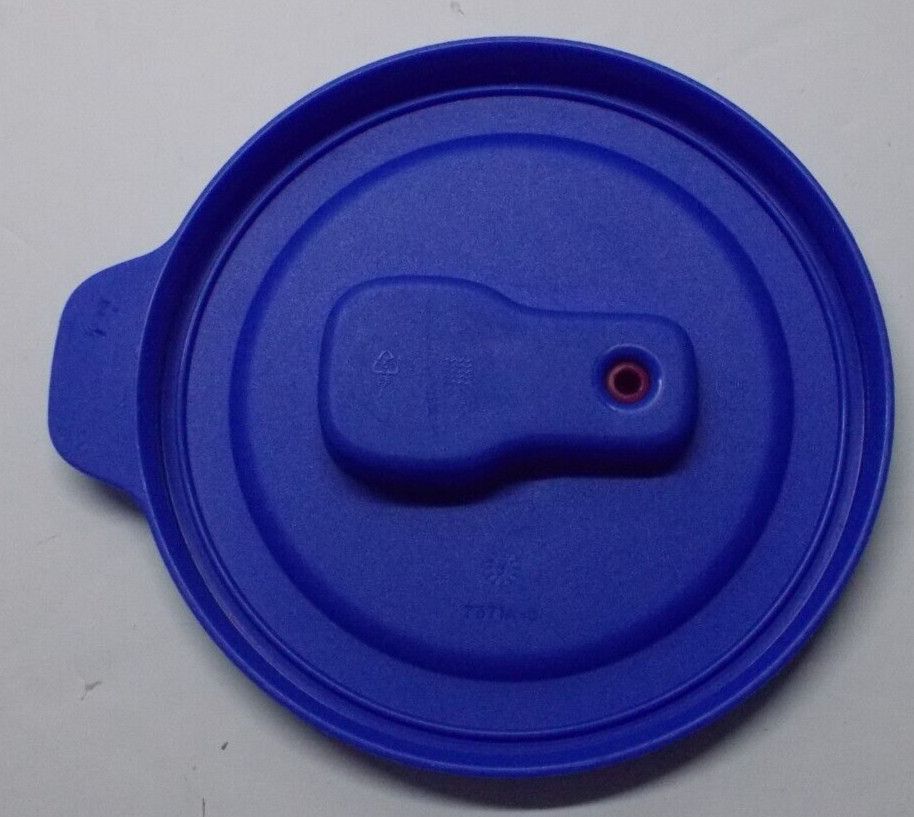 Tupperware 3155B Microwave Soup Cup 16 Oz. Vented Lid