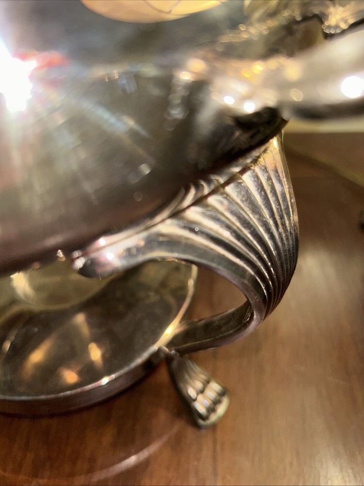 Vintage FB Roger’s 543 SilverPlate Hollowware Charging Disch.