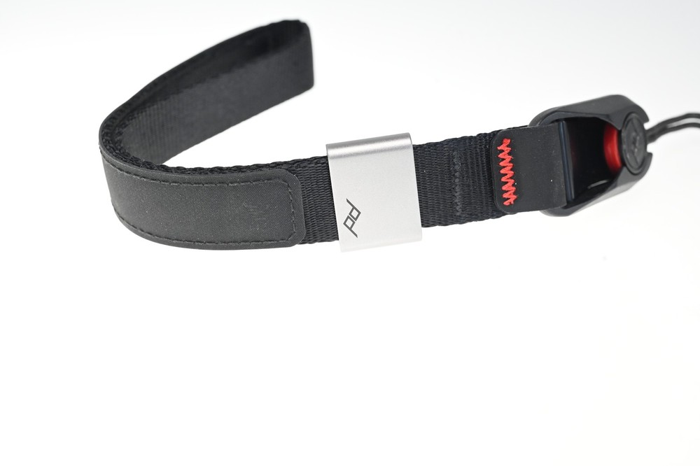 Peak Design Wrist Cuff Strap Black Red #G322
