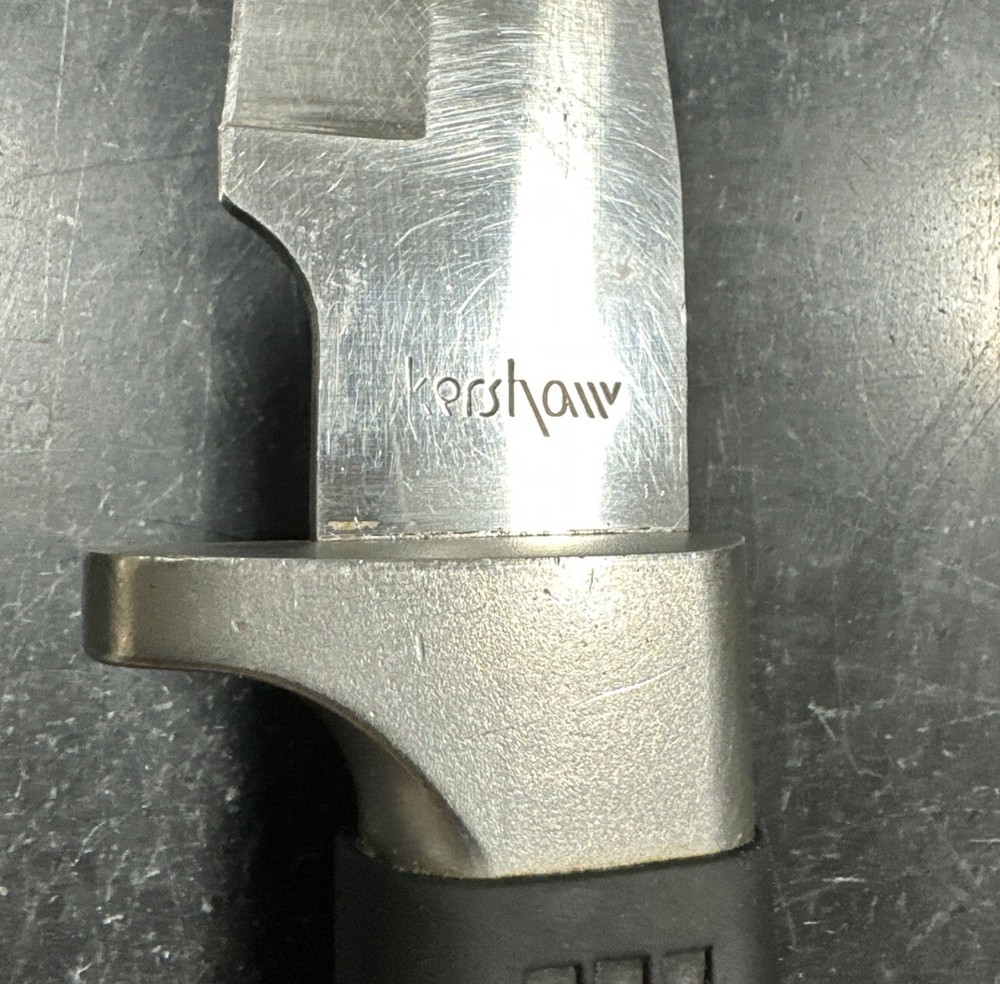 KERSHAW HUNTING KNIFE WITH GUT HOOK