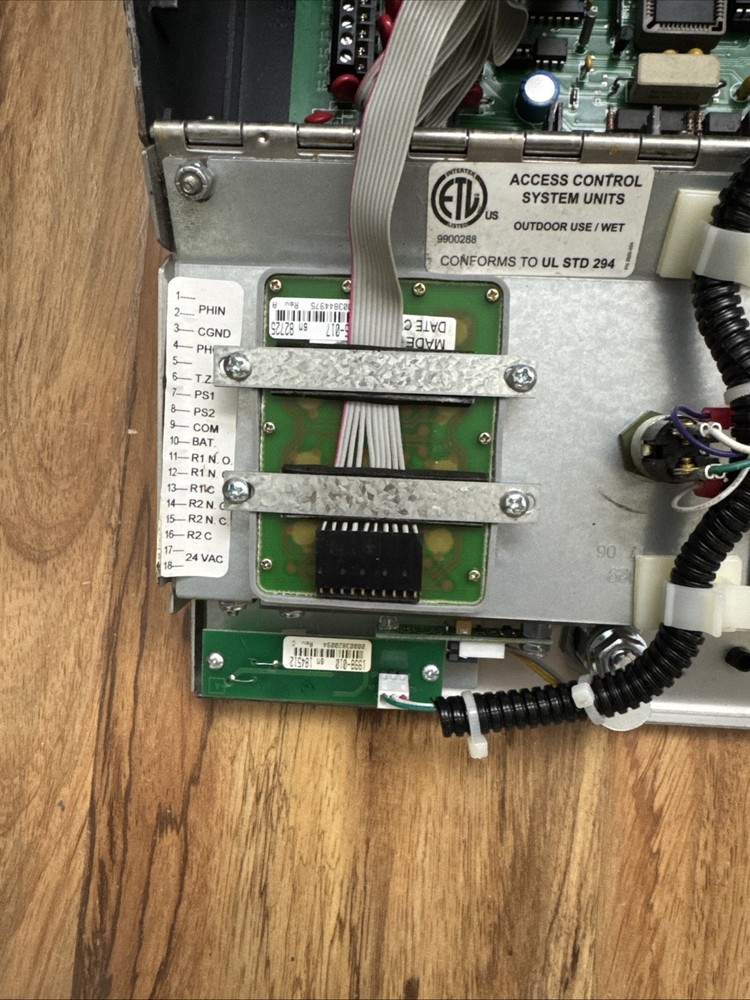 DoorKing 1871-010 Intercom System With enclosure For Parts