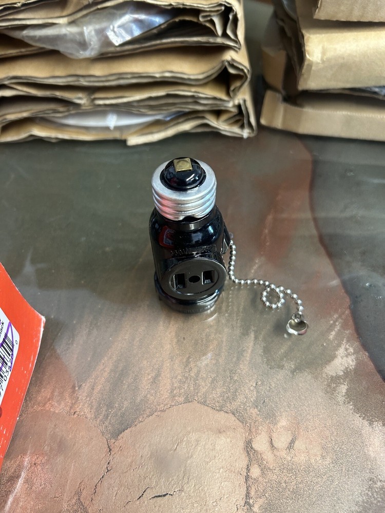 Two Outlet w/ Pull Chain Socket Adapter 660 Watt, 125 Volt.