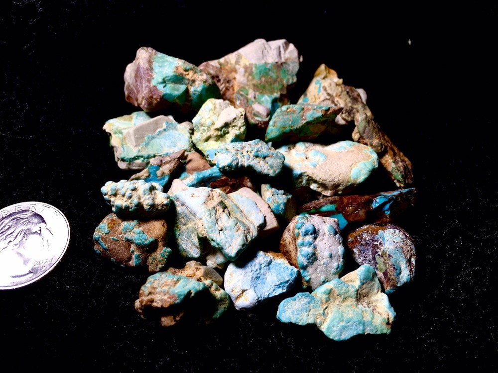 ~X - 17B Select Natural Royston Turquoise Rough