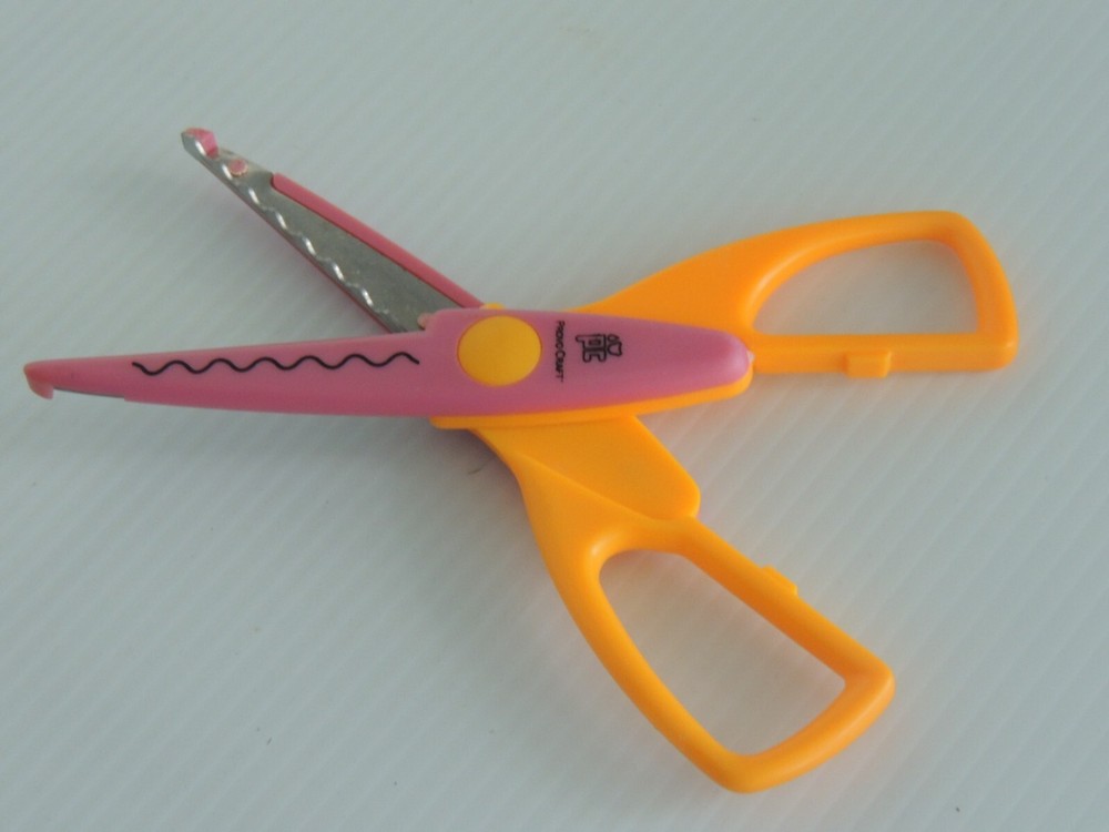 Provo Craft Scrapbooking Scissors,