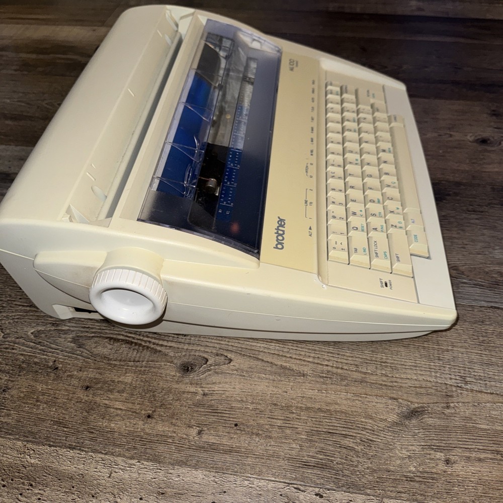 Brother Model ML-100 Standard Daisy Wheel Electric Typewriter