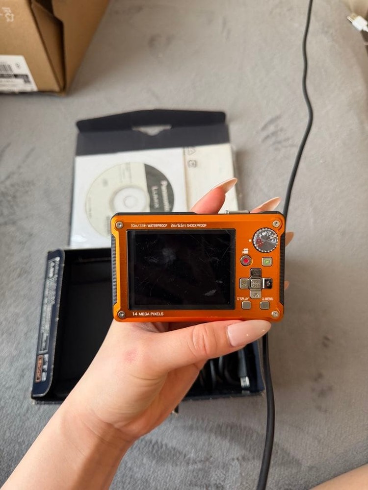 Panasonic Lumix Compact Digital Camera Orange Complete Accessories DMW-BCF10