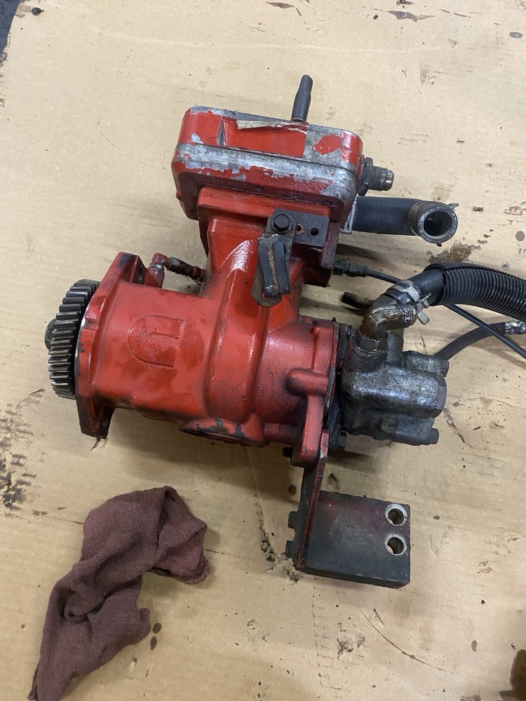 2009 8.3 ISL Cummins Air Compressor ML1N19