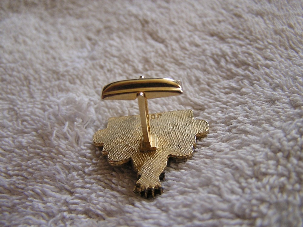 1 Single Cufflink "Keep Clear Twin Screws"