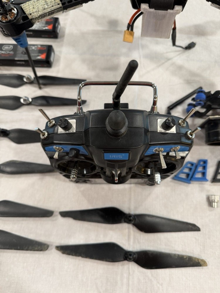 3DR Solo Drone Quadcopter Transmitter Included