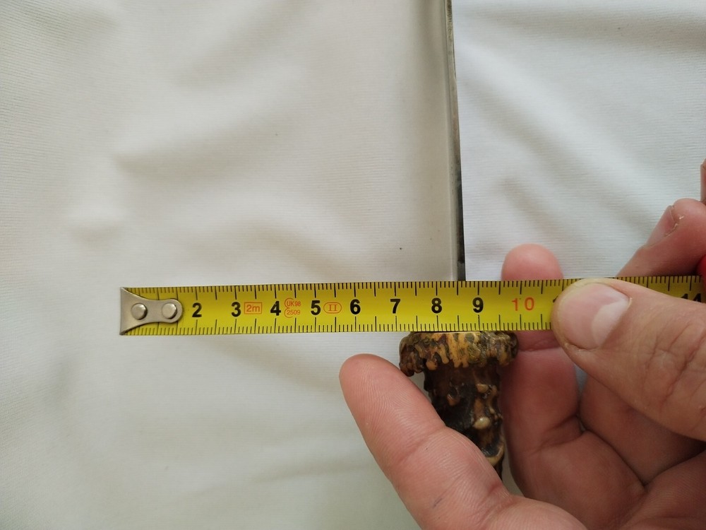 Vintage knife with deer horn handle