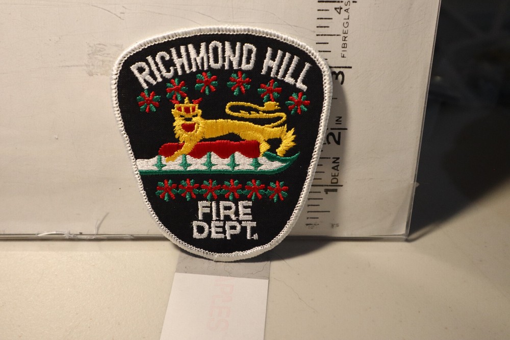 fire patch  RICHMOND HILL FIRE DEPT ONTARIO CANADA