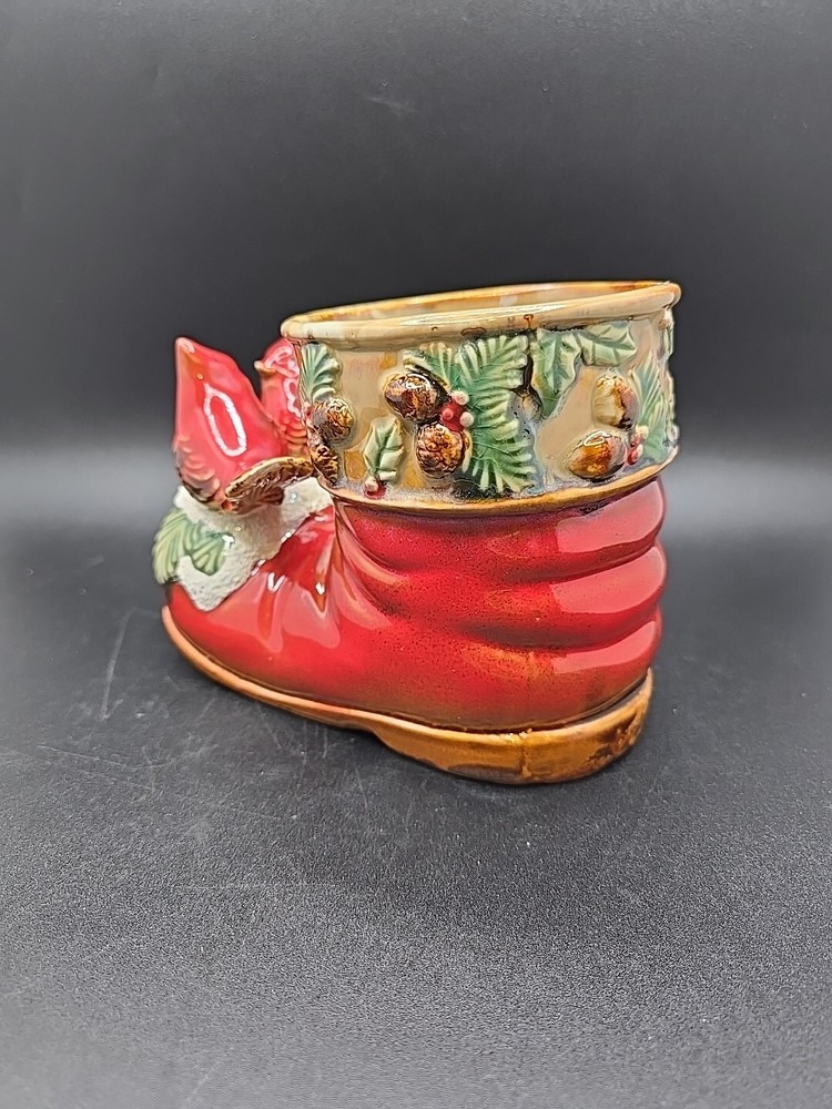 CERAMIC CHRISTMAS SANTA BOOT PINE CONES CARDINAL BIRDS Table Decor