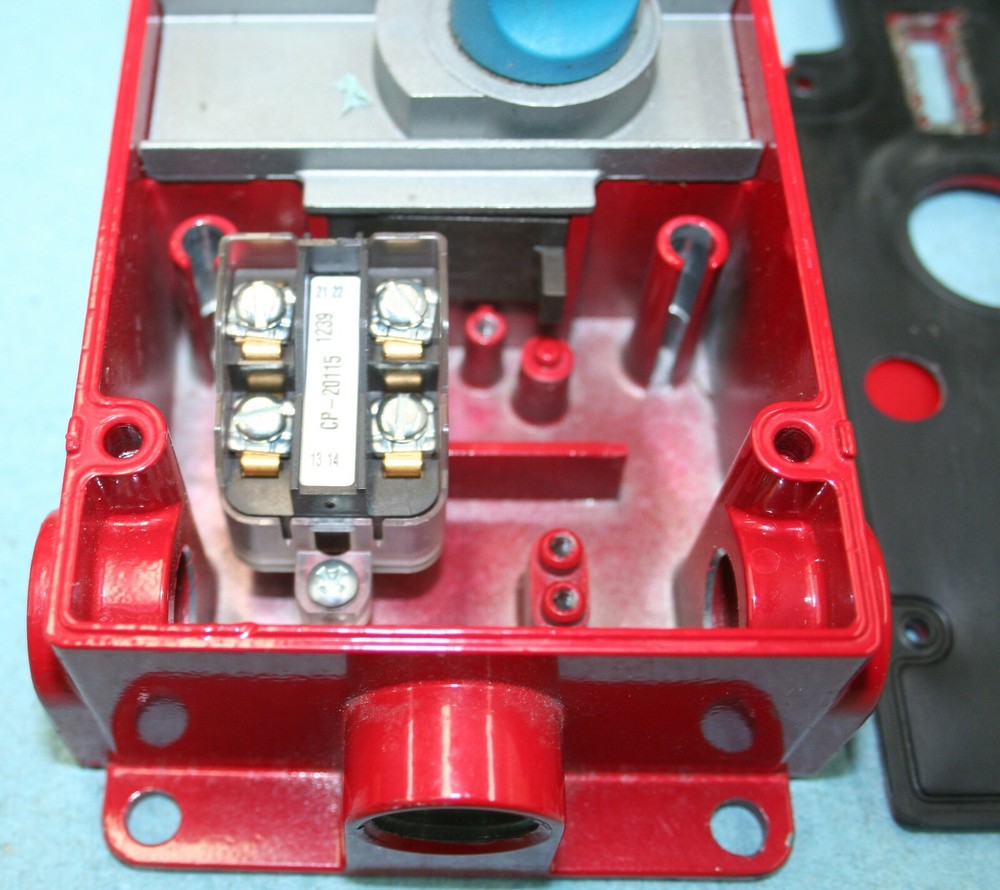 HONEYWELL CABLE PULL MICRO SWITCH 1CPSA5 1CPS