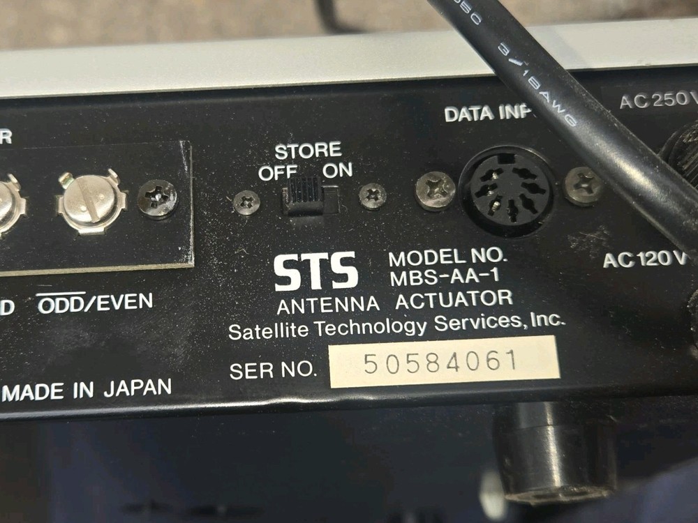 Satellite Technology Services STS antenna actuator model MBS-AA-1 powers on