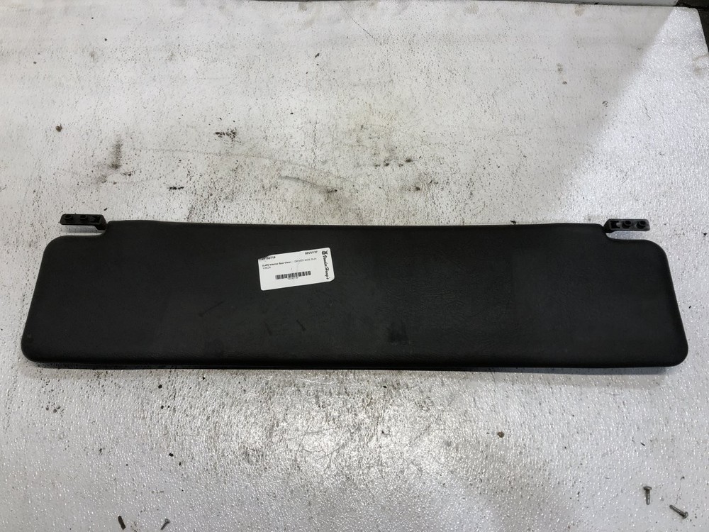 Volvo VNL Left/Driver Interior Sun Visor - Used