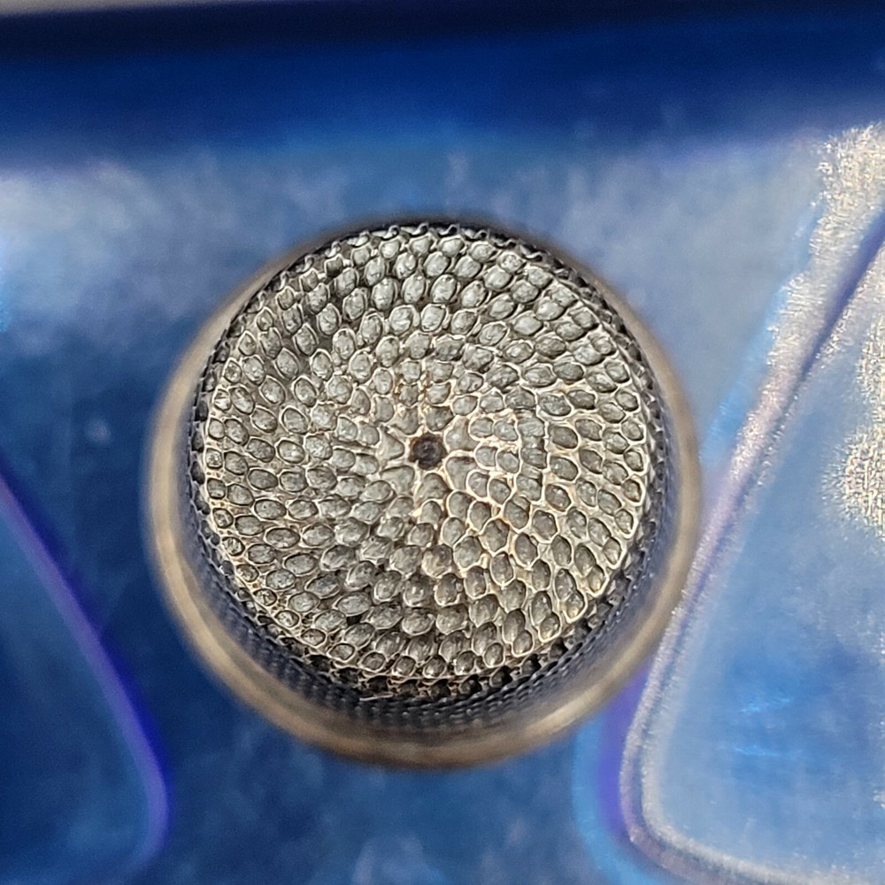 Antique Stern Brothers Slash Pattern Sterling Silver Size 8 Thimble