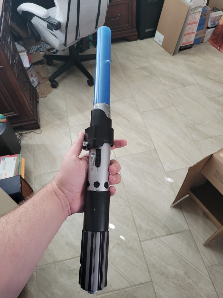 1996 Star Wars Power of the Force Darth Vader Electronic Lightsaber