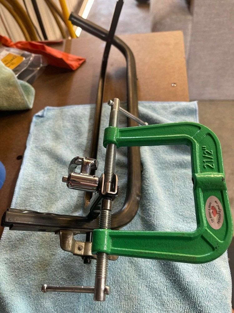 Vent Window Riveter Tool