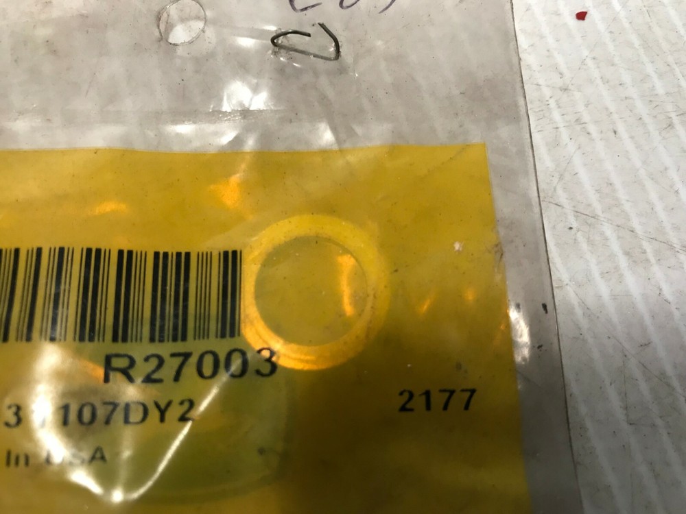 R27003 GENUINE John Deere WASHER