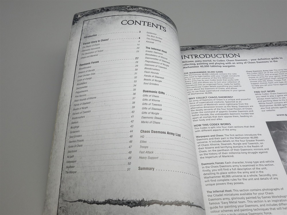 Warhammer Codex Army Book 40k - Chaos Daemons Hardback (current Ed)