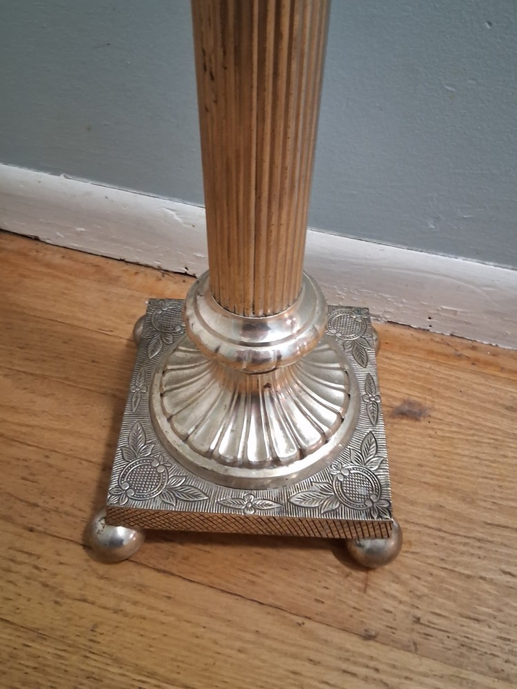29" Silver Plated Pedestal Stand