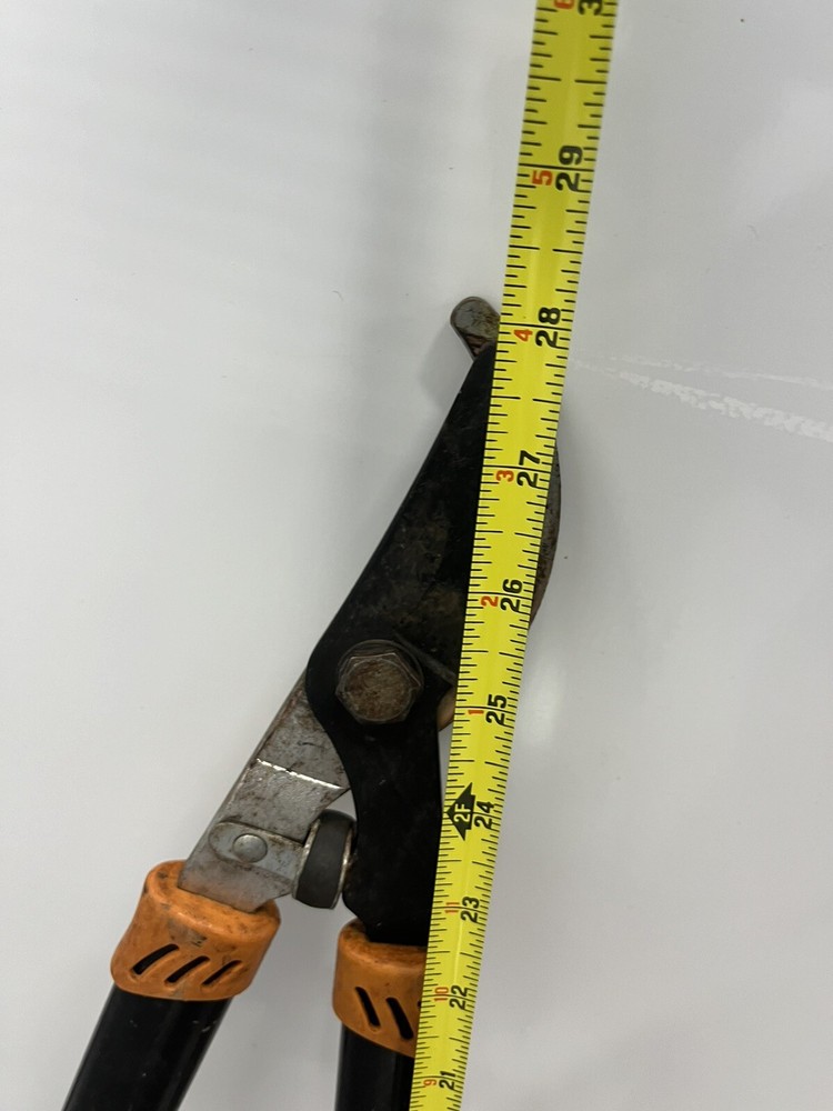 FISKARS 9165 Tree & Shrub Branches Lopper 28” 1-1/2” 3.8 cm