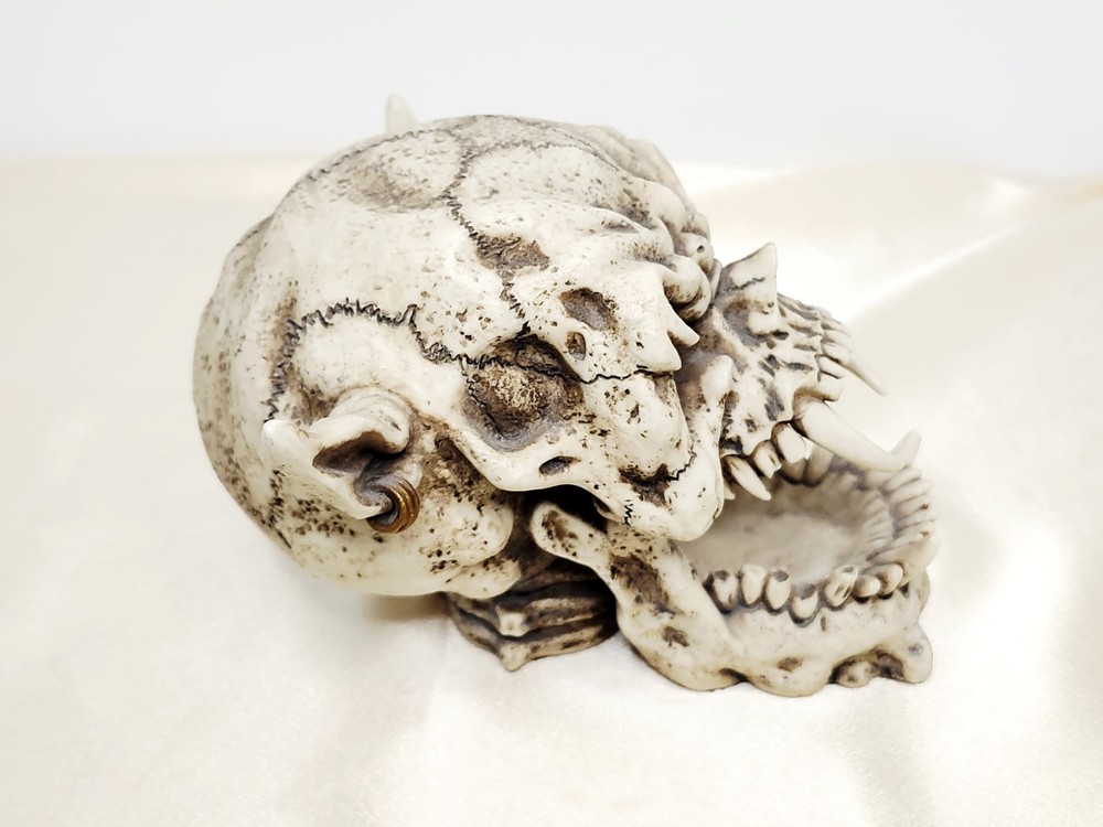 Summit Collection - The Skull Collection Resin Devil Demon Orc Skull 4982