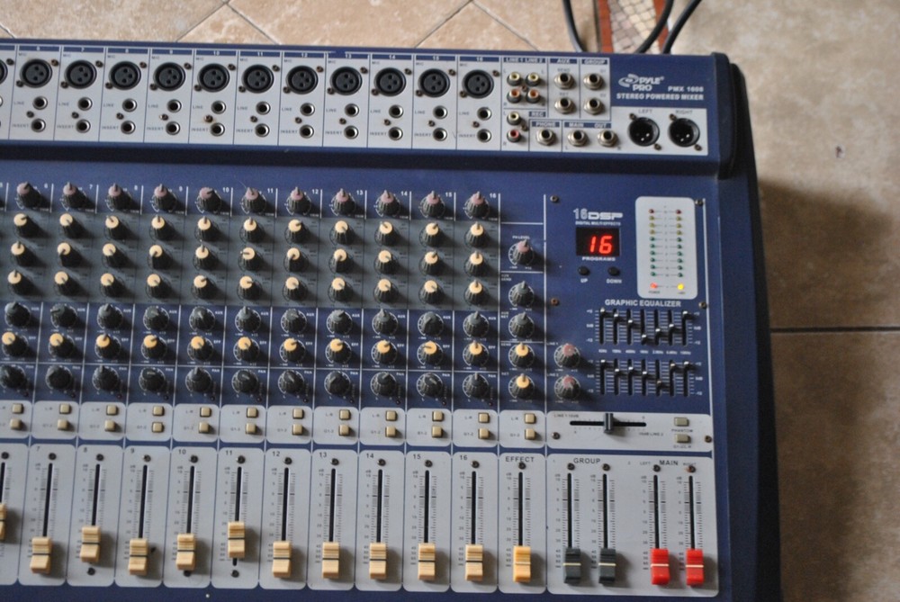pyle pro pmx 1608 16 chanel 1200 watts mixer