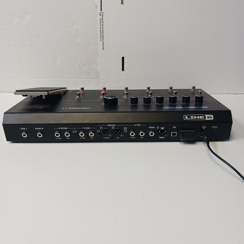 LINE 6 FIREHAWK FX MULTI EFFECTS GUITAR FLOOR PEDAL DIGITAL PROCESSOR TESTED