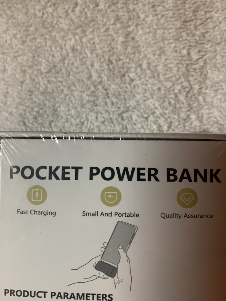 Ultra-thin Mini Power Bank Portable Quick Charge LED Display Super Current Safe