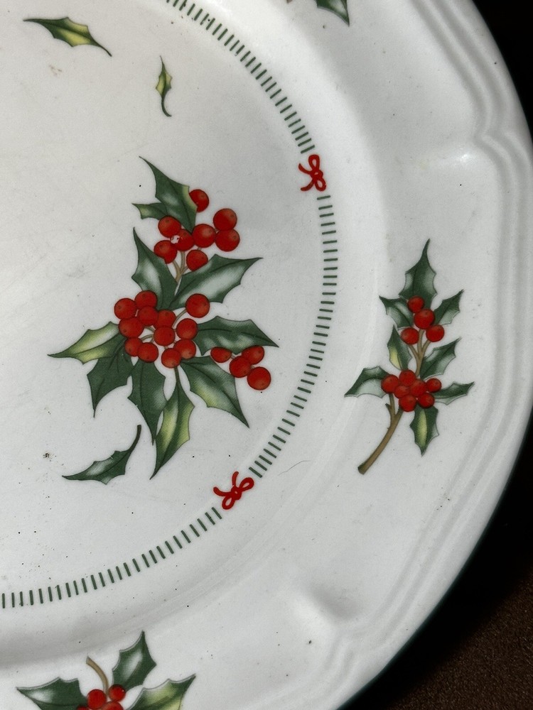 Tabletops Unlimited Christmas Dinnerware With Holly Design