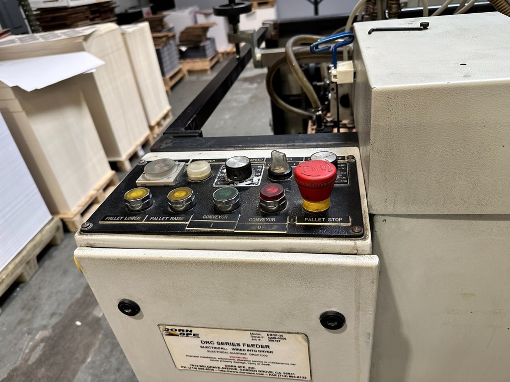 DORN SPE UV Coater machine with auto feed and auto stacker DMC-30HF