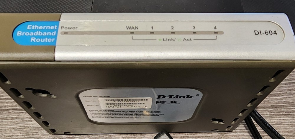 D-LINK Ethernet Broadband Router DI-604