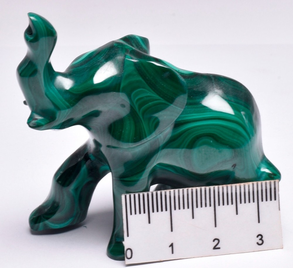 MALACHITE POLISHED ELEPHANT CARVING P877