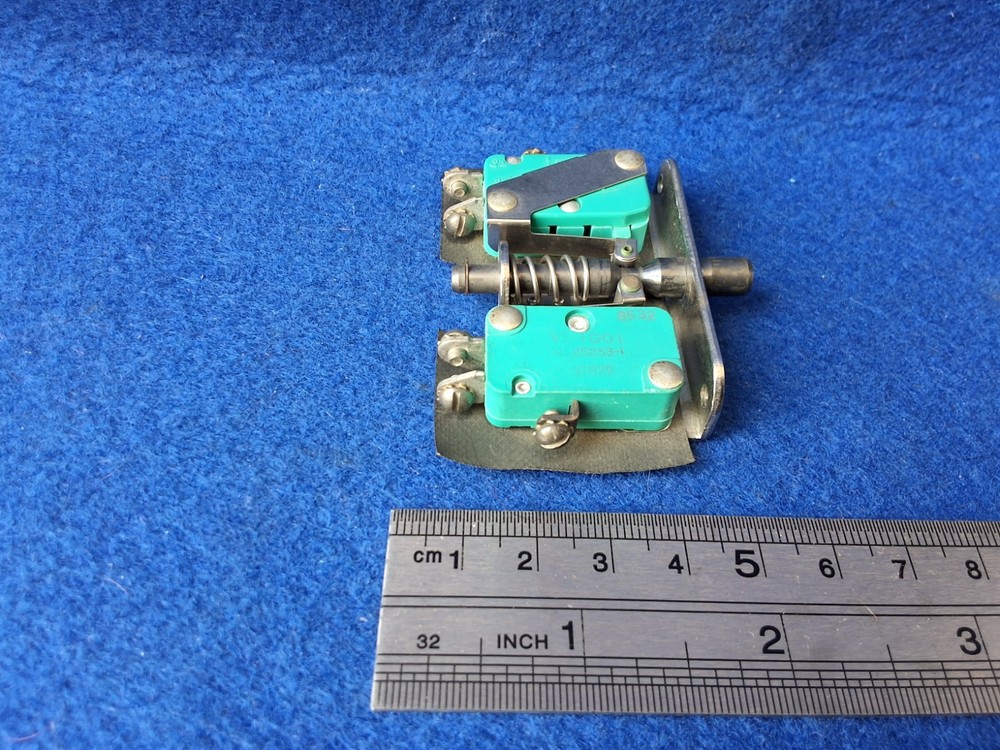 Micro Switch MS16106-5 Dual Switch.