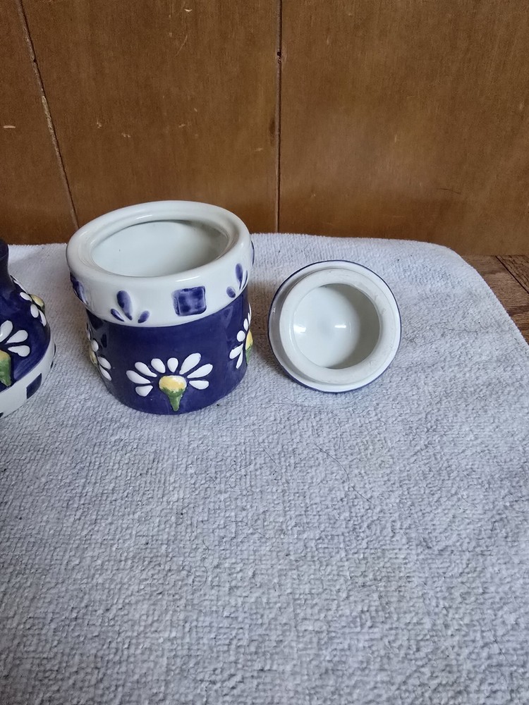 Oneida Spring Daisy Cream And Sugar Set