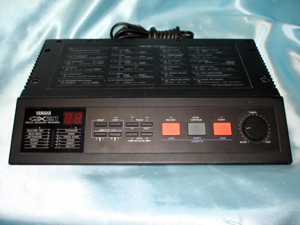 Yamaha QX21 Digital Sequence Recorder Vintage (Read)