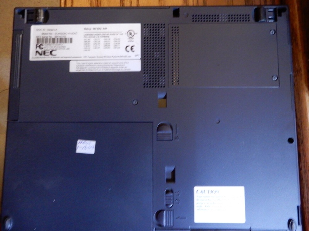 NEC Versa LX Laptop Computer with Windows XP Home Edition