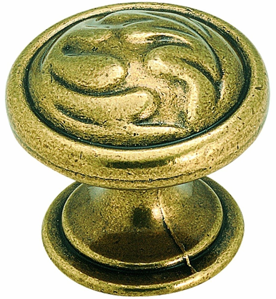 1-1/4" Oak Leaf Knob Burnished Brass