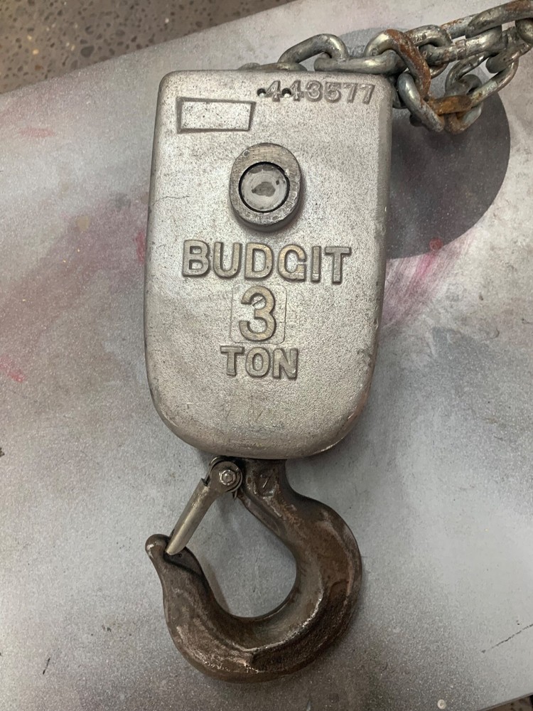 ** Budgit LiftTech 3 Ton Manual Chain Fall Hoist 8' Lift Chain ~ 9' From Hook