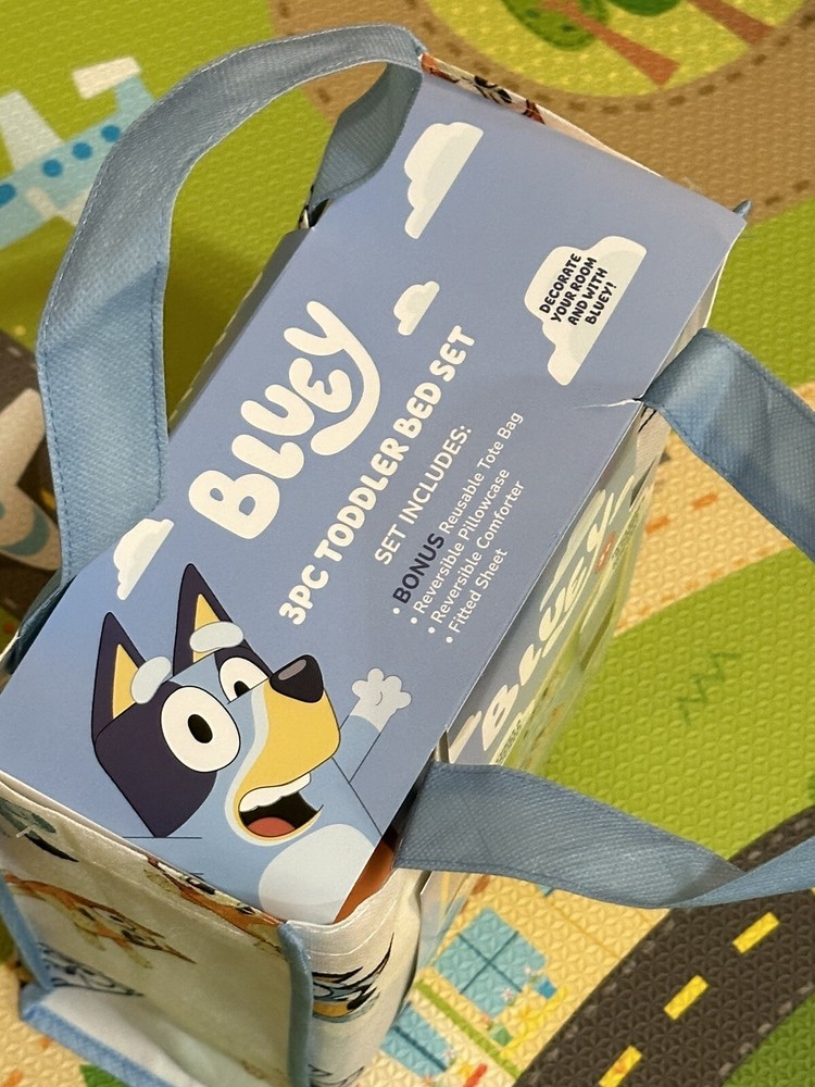 Bluey toddler bed set