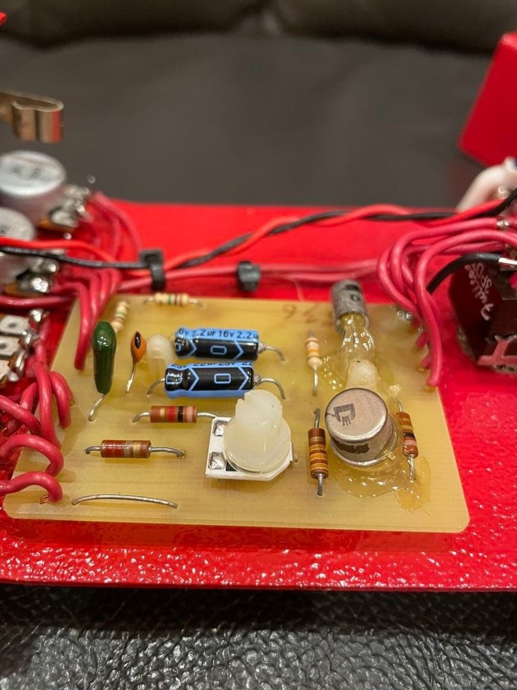 Fulltone '69 Effector Fuzz