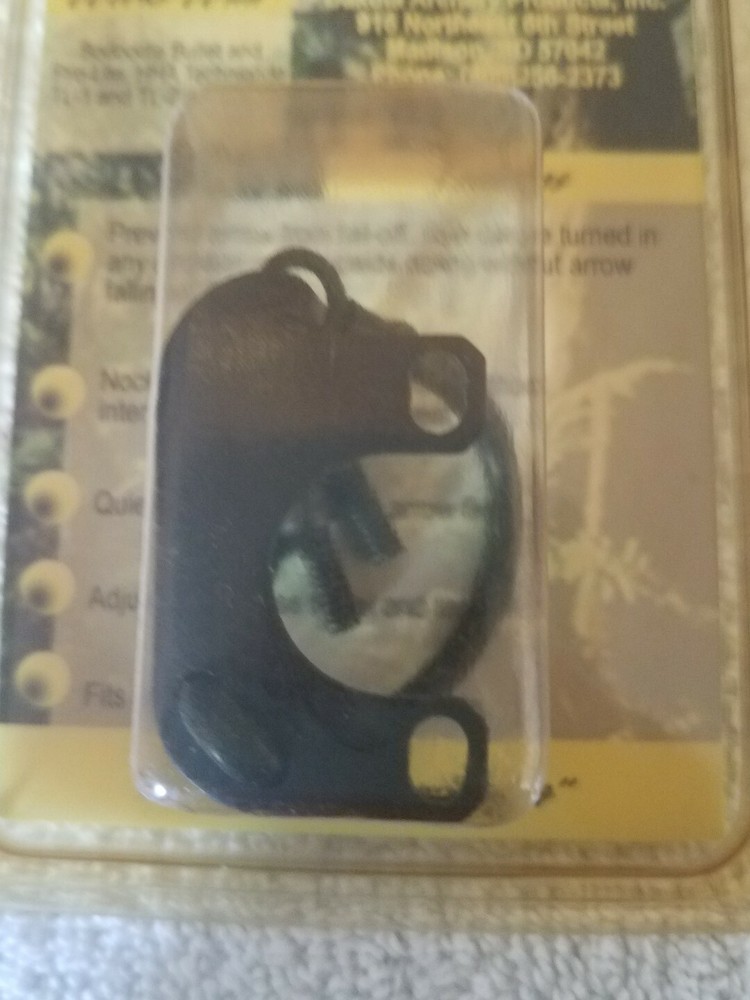 Dakota Archery Products arrow holder