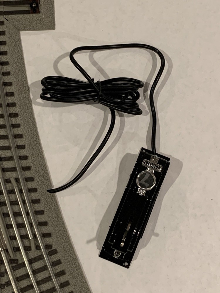 Lionel Fastrack 6-81953 O-72 Left Hand Remote Switch